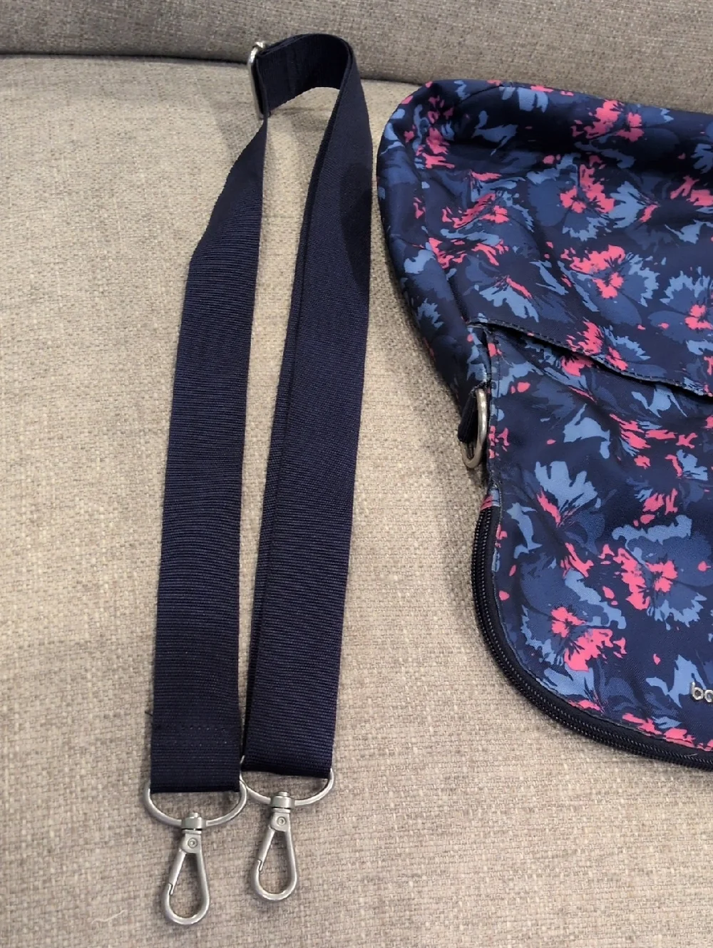 Baggallini Amanda Floral Navy Crossbody with Pink Accents - Picture 15 of 15
